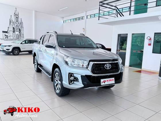 TOYOTA HILUX 2.8 SRV 4X4 CD 16V DIESEL 4P AUTOMÁTICO